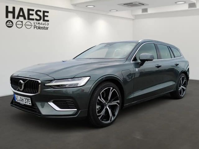 Volvo V60 T6 AWD Plug-In Hybrid Plus Bright HeadUp-Display, 2025 Hybride / Benzine