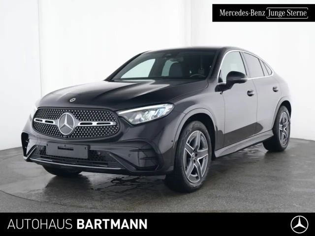 Mercedes-Benz GLC 300 GLC 300 4M AMG+KAMERA+ PTS+LED+JungerStern+19"++ 2025 Benzine