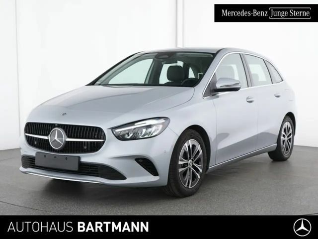 Mercedes-Benz B 180 B 180 PROGRESSIVE+LED KAMERA+SZH+PTS+JungerStern 2025 Benzine