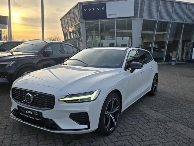 Volvo V60 T8 Plug-In Hybrid (455 PS) AWD|AT8|Ultimate|360°|A 2022 Hybride / Benzine