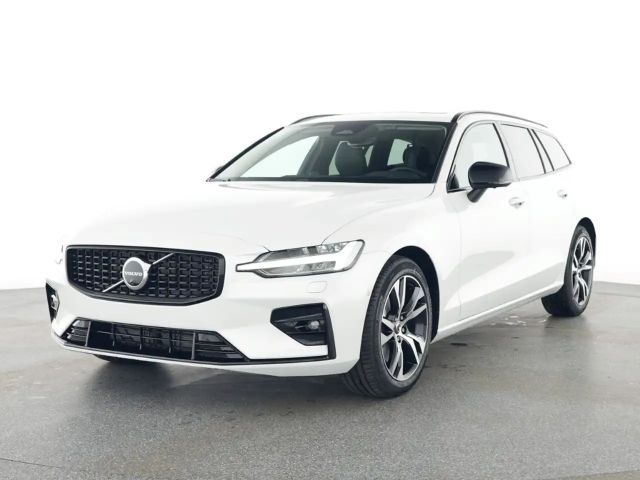 Volvo V60 B4 Ultra Dark HUD Digitales Cockpit Memory Sitze S 2025 Benzine