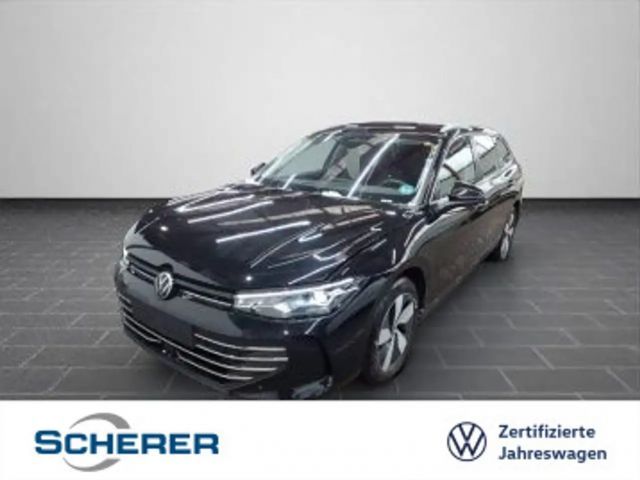 Volkswagen Passat Variant Business 1.5 eTSI DSG LED NAVI AH 2025 Benzine