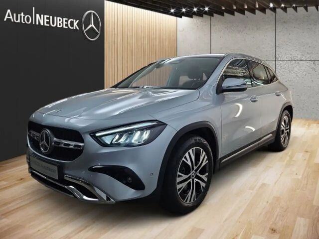 Mercedes-Benz GLA 200 GLA 200 Progressive/AHK/Distronic/Standheizung/ 2024 Benzine
