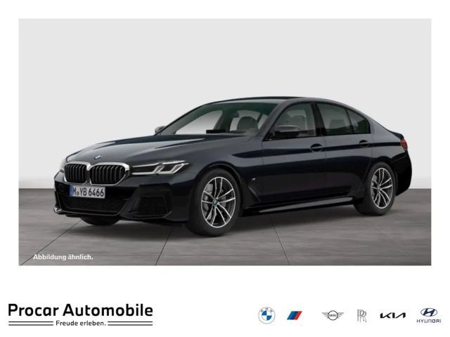 BMW 540 i M Sport RFK NAVI LED Sound Syst. PDC V+H 2023 Benzine