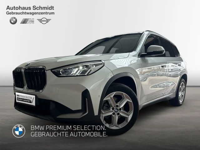 BMW X1 sDrive18i *18"*LC+*H/K*Driving+Parking Assist.*ISO 2025 Benzine