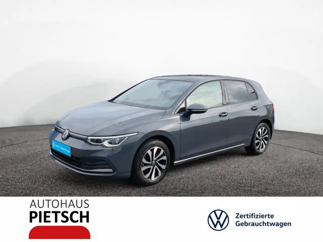Volkswagen Golf VIII 1.0 TSI Active AHK Schiebedach 2021 Benzine