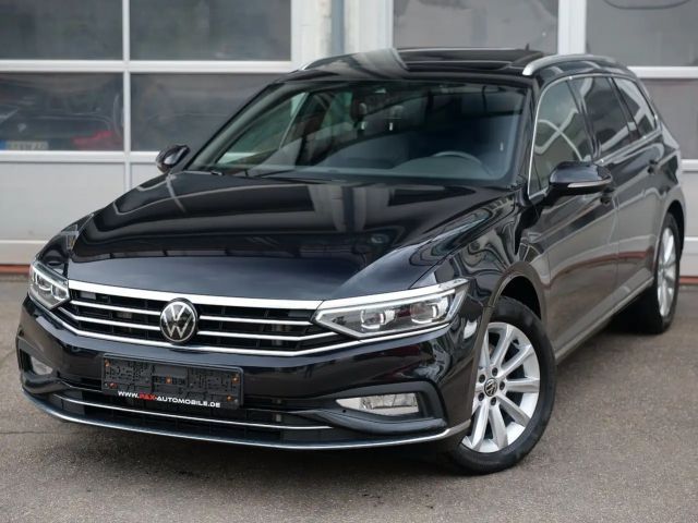 Volkswagen Passat Variant Elegance DISCOVER PRO+PANO+AHK 2024 Diesel