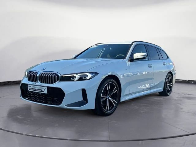 BMW 320 i Touring M Sportpaket Navi Head Up 360° Kame 2025 Benzine