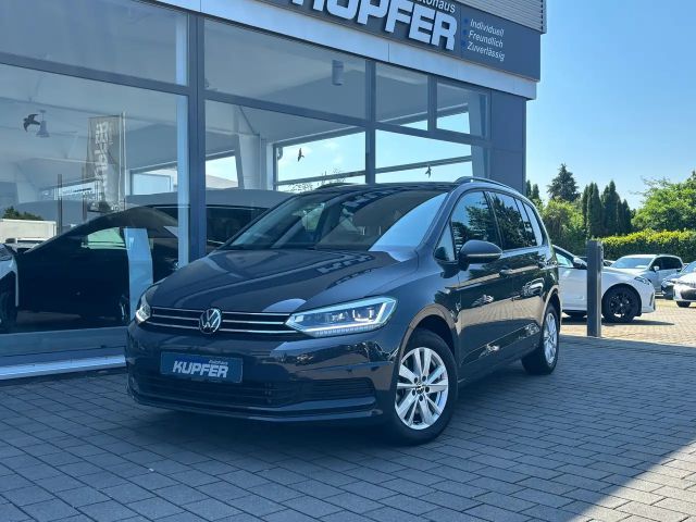 Volkswagen Touran Comfortline BMT Rfcam°AHK°7Sitz°1.HD 2024 Benzine
