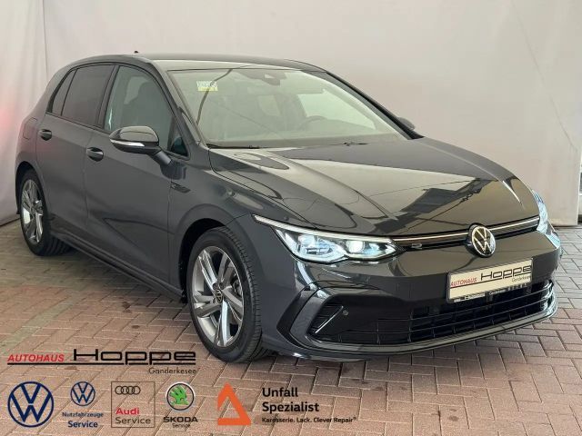 Volkswagen Golf R-Line 1.5TSI+MATRIX+KAMERA+APP+LED+SHZ+NAVI 2022 Benzine
