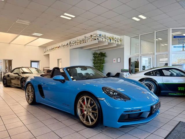 Porsche Boxster 718 Boxster GTS 4.0 PDK PTS-Farbe / BOSE /Kamera 2023 Benzine