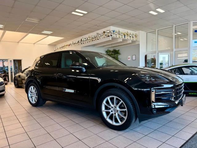Porsche Cayenne V6 Panorama / BOSE / Matrix-LED 2024 Benzine