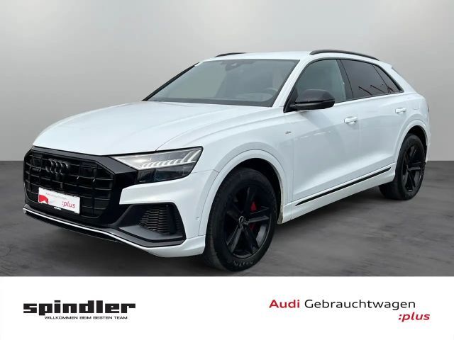 Audi Q8 S-Line 55 TFSIe quattro / HD-Matrix, AHK, B&O 2022 Hybride / Benzine