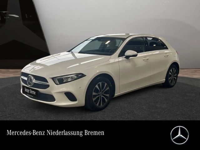 Mercedes-Benz A 180 d STYLE+AHK+LED+8G 2022 Diesel