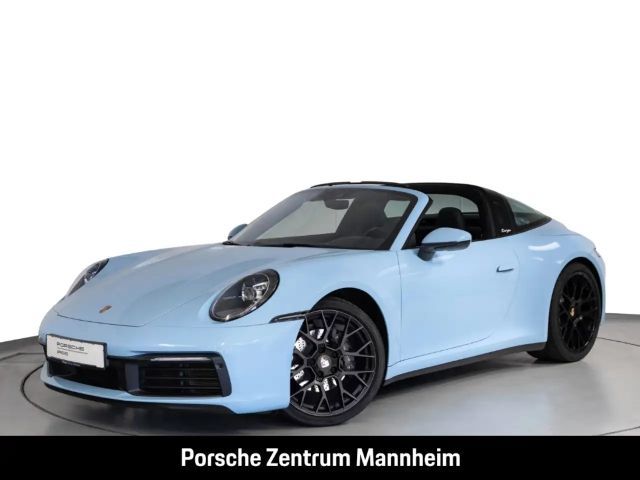 Porsche 992 Targa 4 Sportabgas Matrix Bose Sitzbelüftung 2024 Benzine