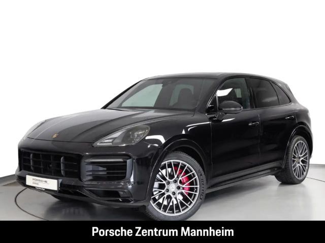 Porsche Cayenne GTS Luftfahrwerk Chrono Standheizung Bose 2021 Benzine