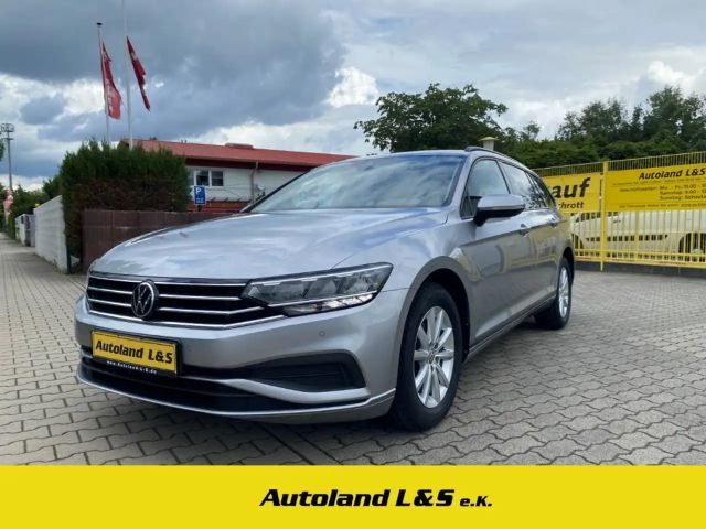 Volkswagen Passat Variant Conceptline 2.0 TDI,LED,SH,Navi,PDC,1.Hand 2022 Diesel