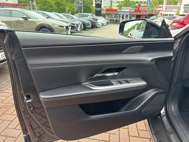 Mazda 6e