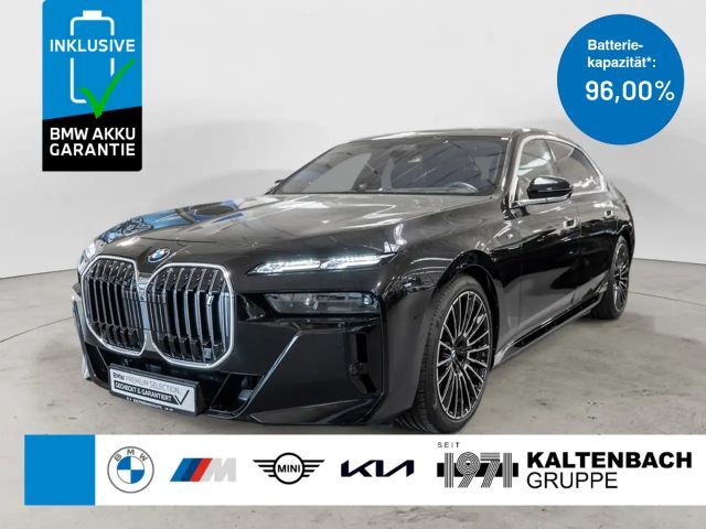 BMW i7 xDrive 60 M-Sport PANO ACC RSE NAVI KAMERA 2024 Elektrisch