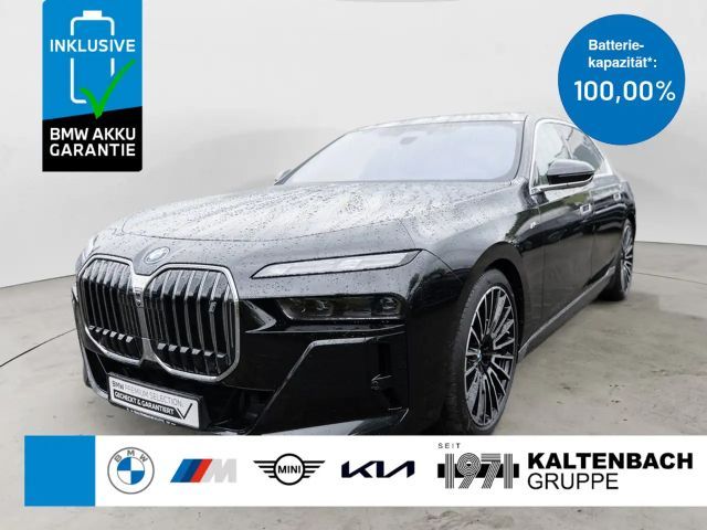 BMW i7 xDrive 60 M-Sport PANO ACC RSE NAVI KAMERA 2024 Elektrisch
