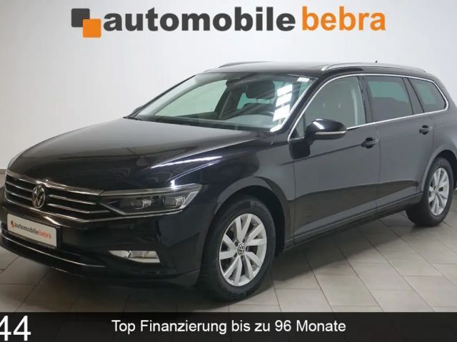 Volkswagen Passat 2.0TDI DSG Business Virtual AHK Pano 2023 Diesel