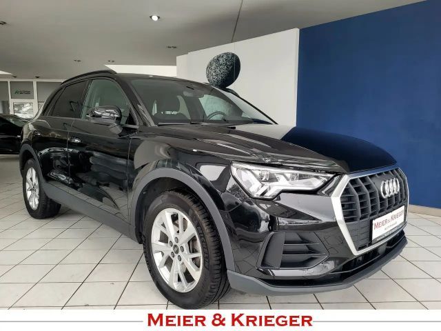 Audi Q3 45 TFSI e S line/LED/el.Sitze/Matrix-LED/ACC 2021 Hybride / Benzine