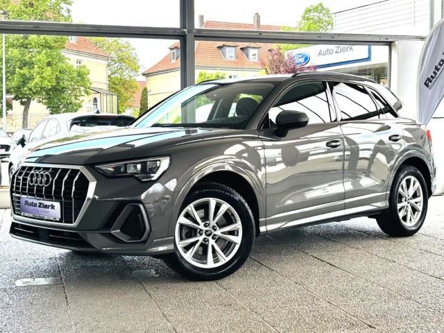 Audi Q3 40 TFSI quattro S line S-tronic PANO NAVI LED 2025 Benzine