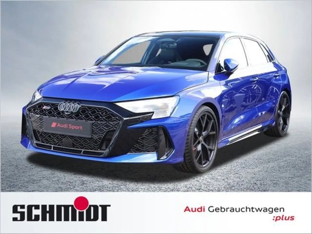 Audi RS3 Sportback SONDERLACKIERUNG ULTRABLAU 280 KMH MA... 2026 Benzine