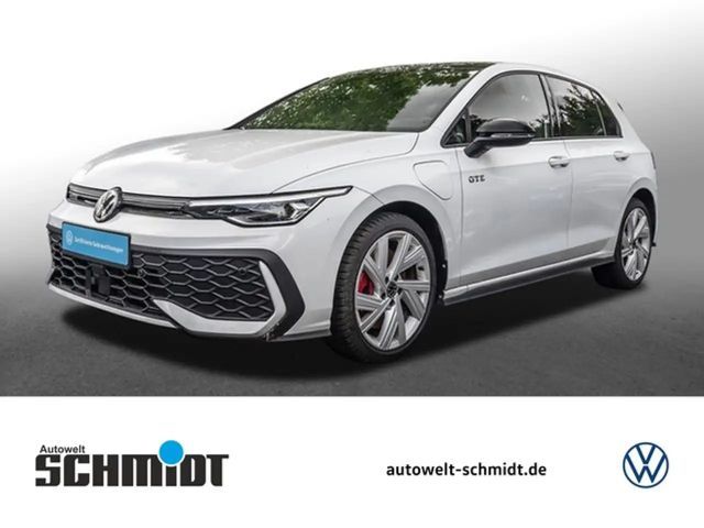 Volkswagen Golf VIII 1,5TSi DSG GTE 18Zoll BlackStyle R-Kamera ... 2025 Hybride / Benzine