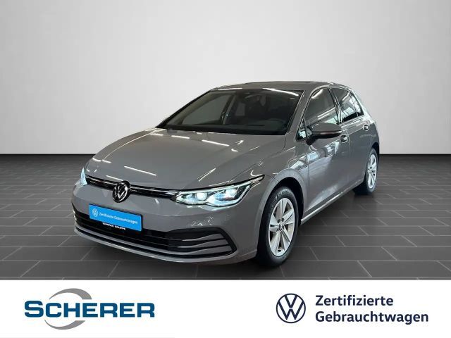 Volkswagen Golf 2022 Benzine
