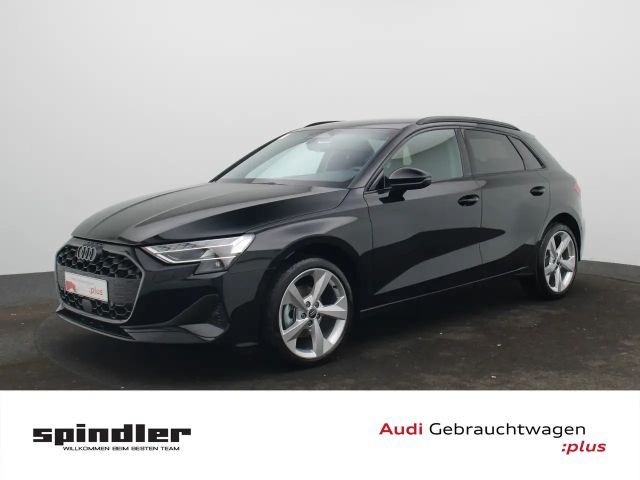 Audi A3 advanced TFSI S-tronic / Navi+, LED 2025 Benzine