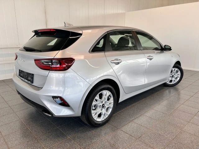 Kia Ceed / cee'd