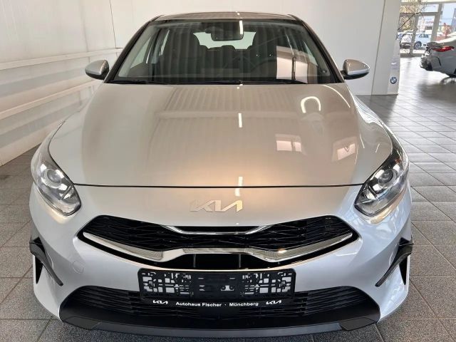 Kia Ceed / cee'd