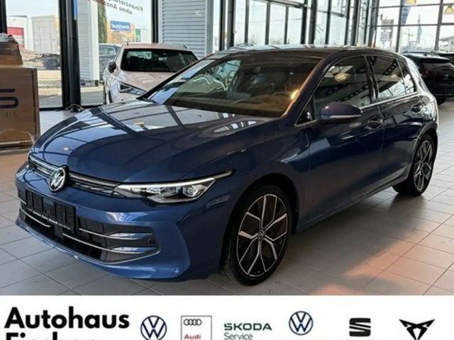 Volkswagen Golf 2024 Benzine