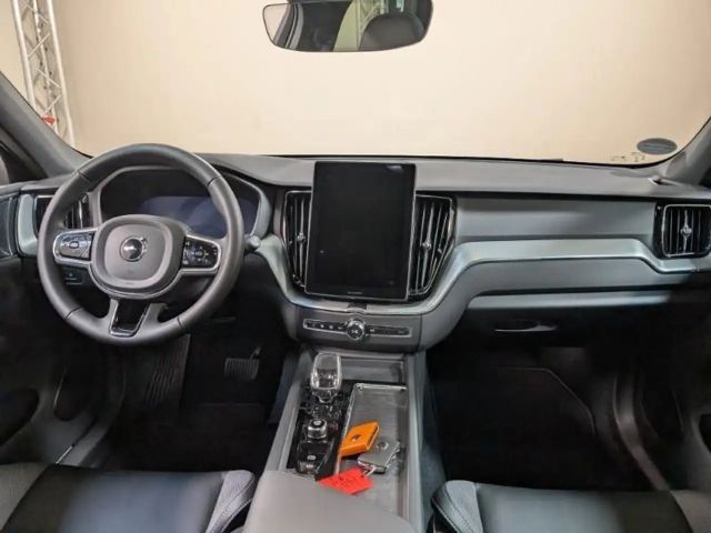 Volvo XC60 Plus Black Edition Plug-In Hybrid*BIG DISPL 2025 Hybride / Benzine