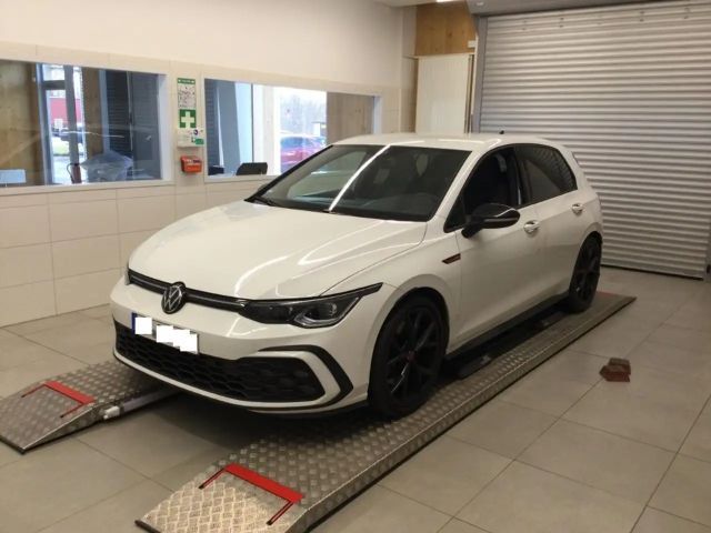 Volkswagen Golf 2024 Benzine