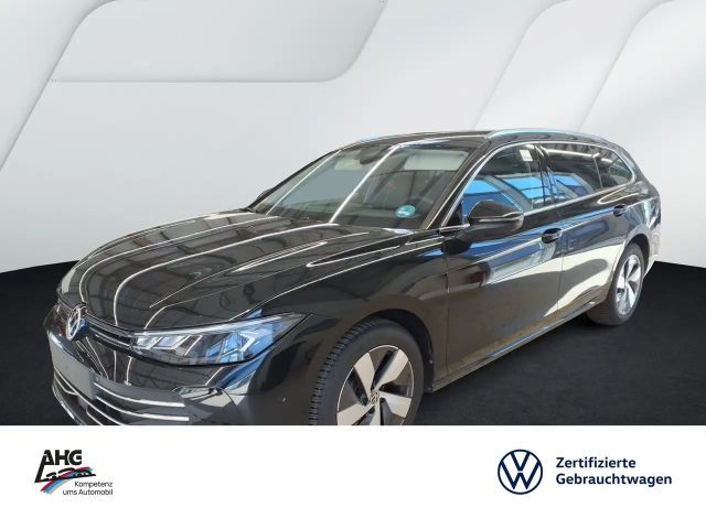 Volkswagen Passat Variant 1.5 eTSI DSG Business 2025 Benzine