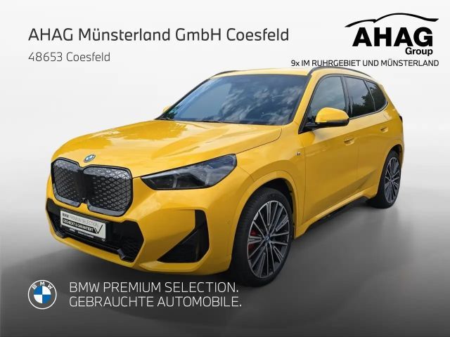 BMW iX1 xDrive30 M Sport Pro Individual AHK Pano HUD ACC 3 2024 Elektrisch