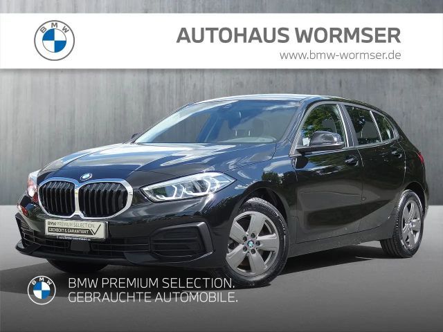 BMW 118 i Hatch Advantage DAB LED WLAN Tempomat Shz 2024 Benzine