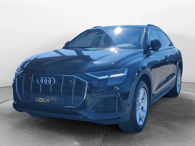 Audi Q8 55 TFSI q. Tiptr., ACC, Ambiente Plus, Memory 2022 Benzine