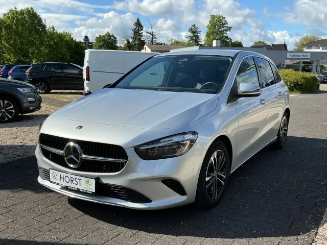 Mercedes-Benz B 180 B 180 Navi AHK Kamera 2023 Benzine