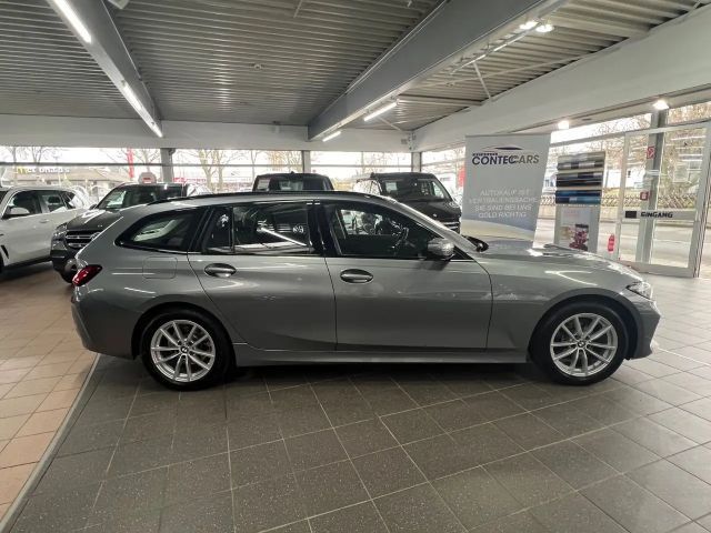 BMW 318 d Touring Curved+Driving Assistant+1 Hand 2022 Diesel