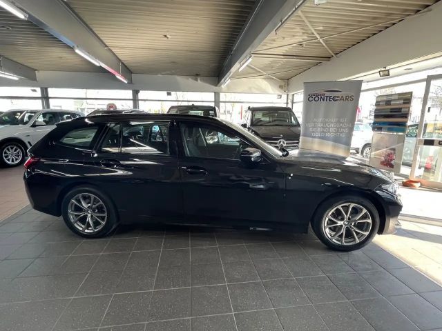 BMW 320 d Touring xDrive Driving Assistant+Curved. 2022 Diesel