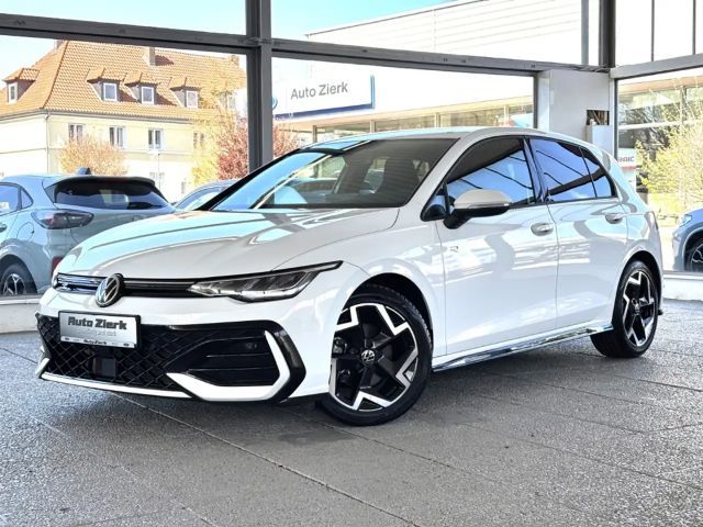 Volkswagen Golf VIII 1.5 TSI R-Line ACC LED GJR SHZ DAB+ 2025 Benzine