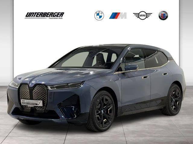 BMW iX M60 AHK B&W ACC 360° Pano-Sky Laser 2023 Elektrisch