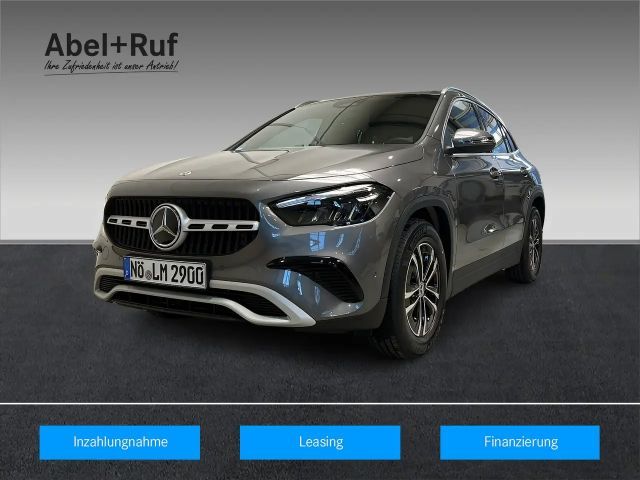 Mercedes-Benz GLA 200 MBUX+LED+PARKTRONIC+Kamera+SHz+AHK 2025 Benzine