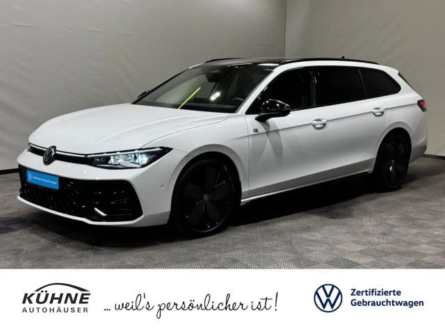 Volkswagen Passat Variant R-Line Signature 2.0 TDI DSG 4M 2025 Diesel