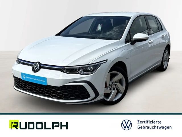 Volkswagen Golf VIII GTE 1.4 eHybrid DSG LED Fernlichtass. PDCv+h 2022 Hybride / Benzine