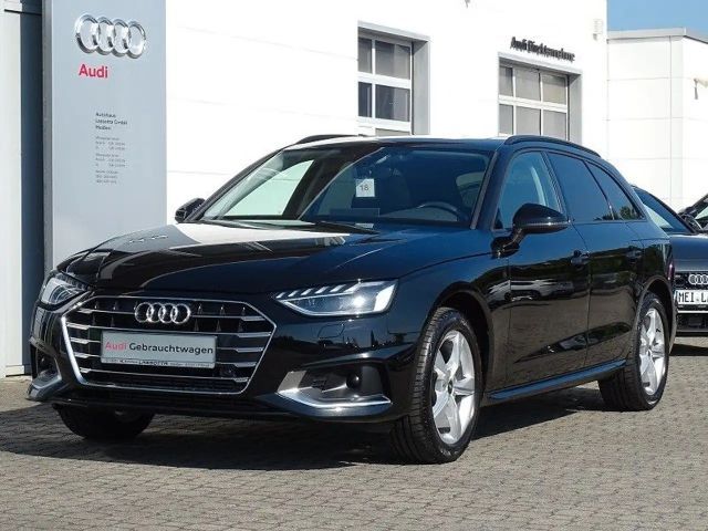Audi A4 Avant 35 TFSI S-tronic advanced / Matrix 2021 Benzine