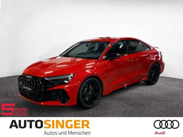 Audi RS3 RS 3 Limousine *RS-ABGAS*V-MAX280*LEDER*MATRIX* 2026 Benzine